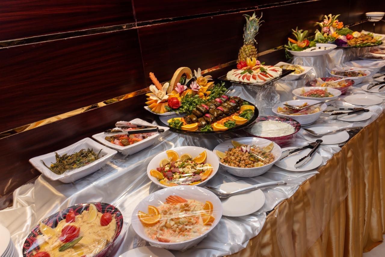 होटल Al Bayraq Hotel