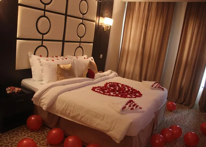Al Bayraq Hotel